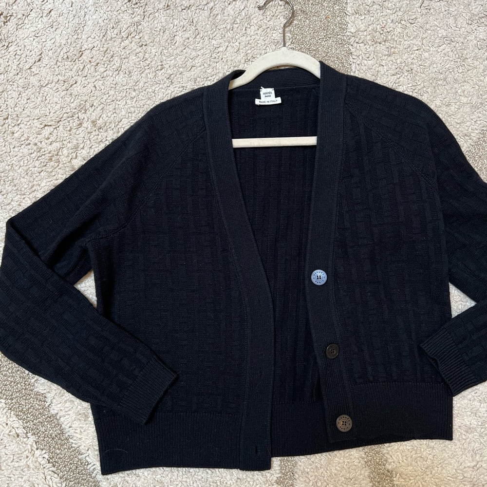 Hermes casual style wool long sleeve cardigan in Noir size 34 '23 SS collection